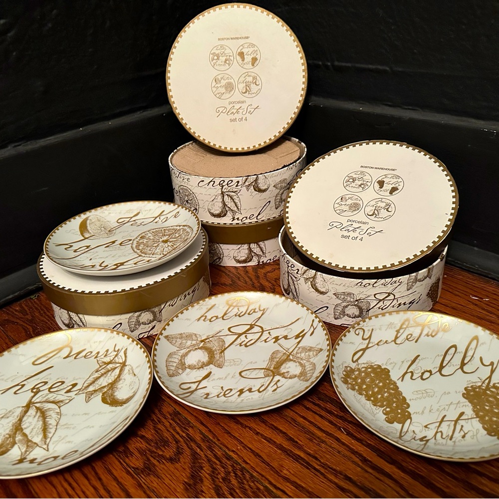 BOSTON WAREHOUSE - Porcelain Christmas Plates Dishes - Set of 16 - GOLD FRUIT